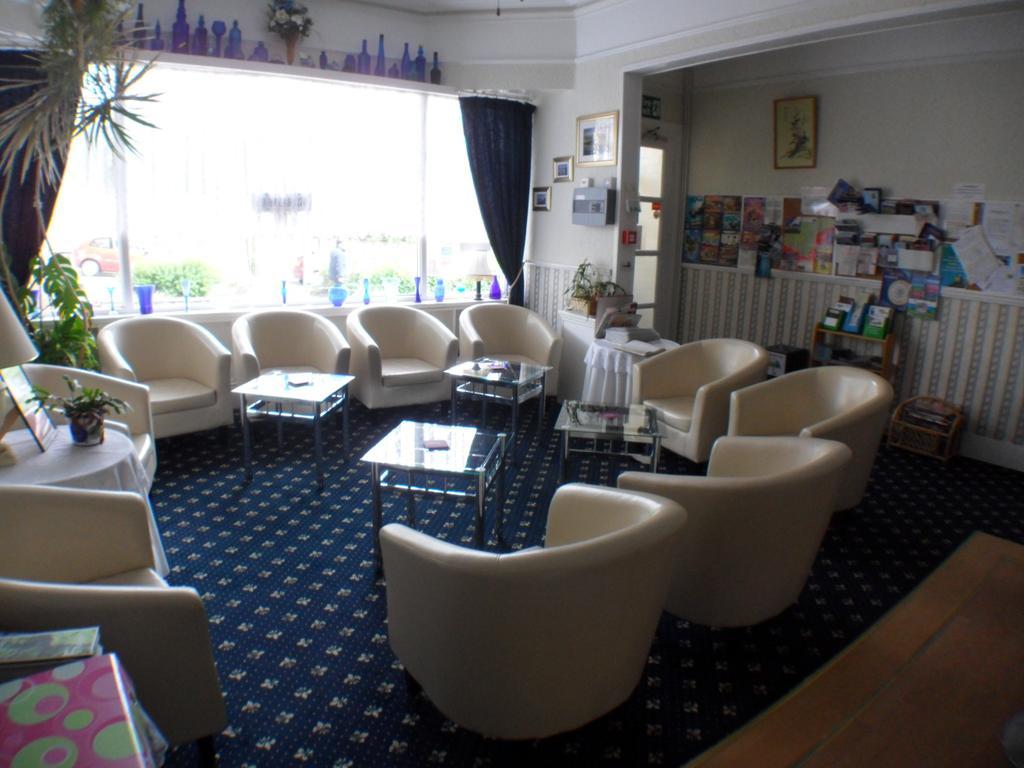 Crimdon Dene Hotel Torquay Ngoại thất bức ảnh