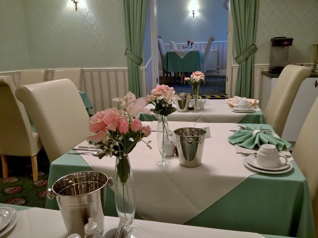 Crimdon Dene Hotel Torquay Ngoại thất bức ảnh
