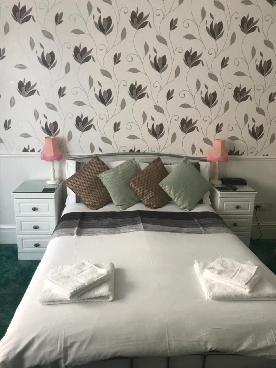 Crimdon Dene Hotel Torquay Ngoại thất bức ảnh
