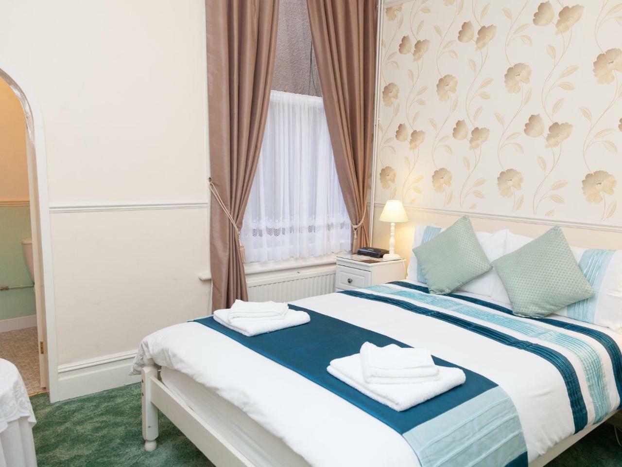 Crimdon Dene Hotel Torquay Ngoại thất bức ảnh