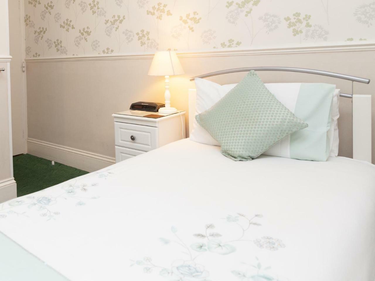Crimdon Dene Hotel Torquay Ngoại thất bức ảnh